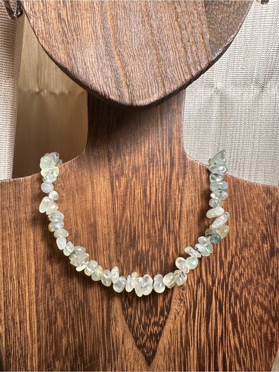 Jewelry - Light Green Prehnite Crystal Chips Necklace - Rutile and Green